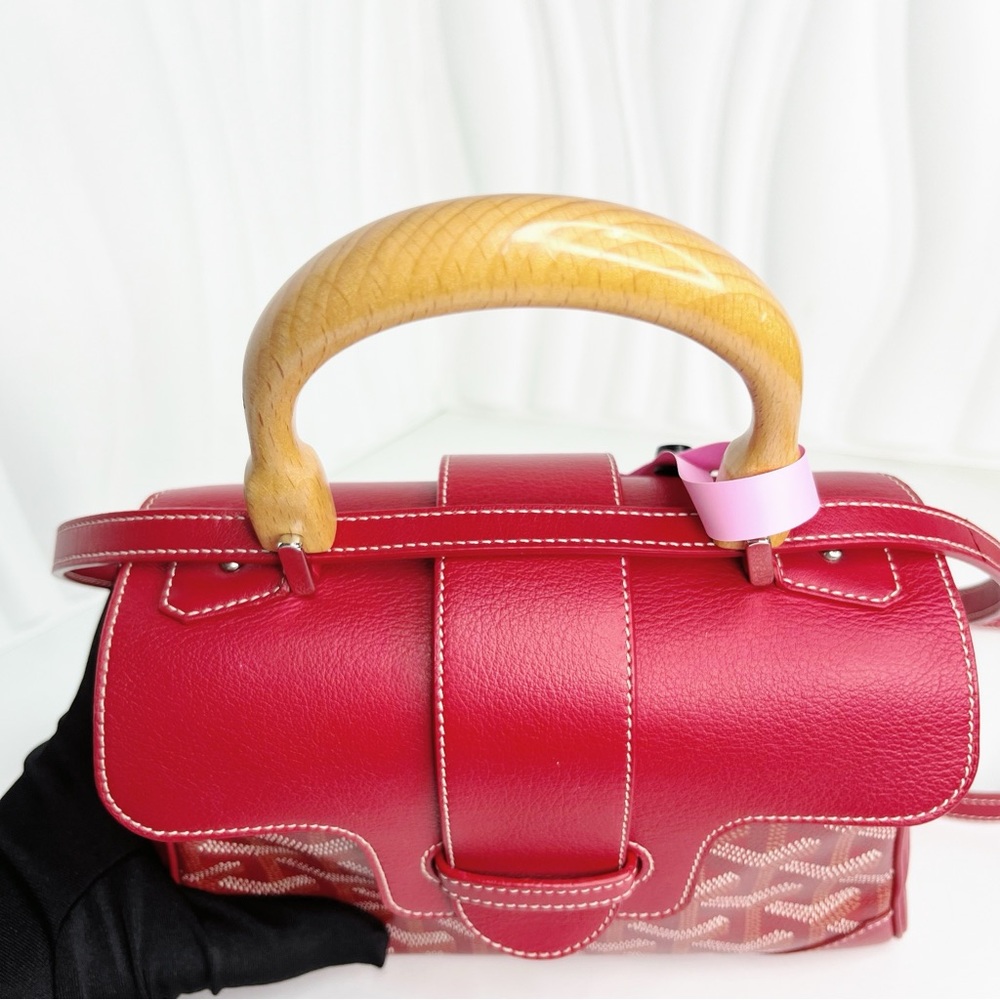 Goyard Shoulder Bag Saigon Mini in Red - Picture 6 of 8